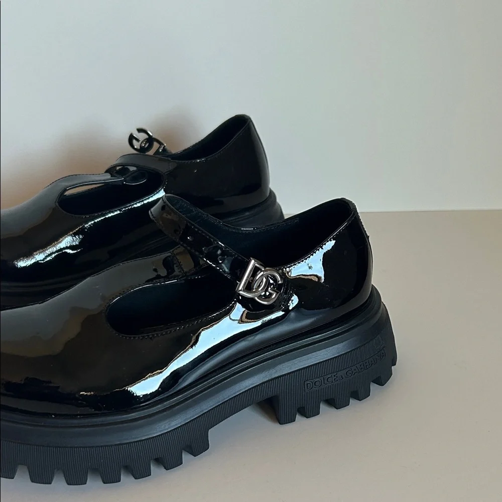 Dolce & Gabbana Black Patent Mary Jane Lug Sole Shoes